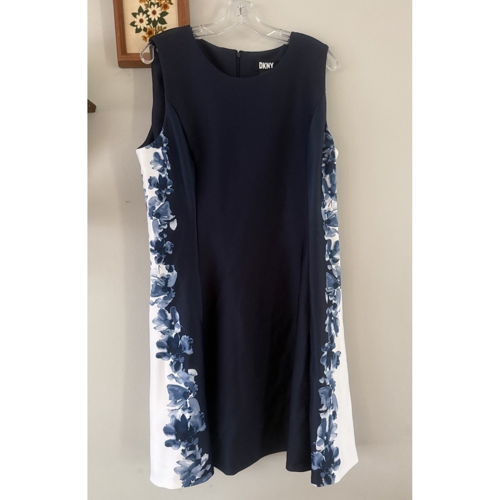 DKNY Sleeveless Floral Navy Mini Dress 16 Business Classic Minimal Spring Church